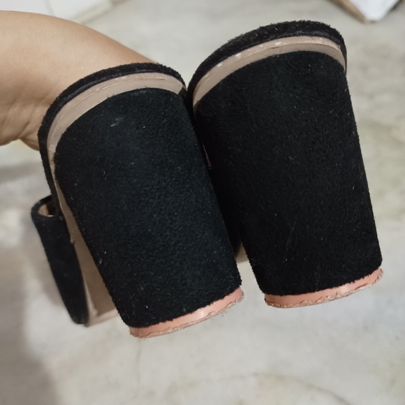 Black suede mule heels - Picture 6 of 6